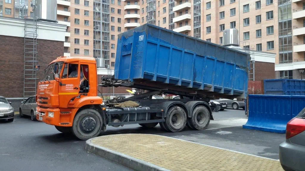 Аренда пухто для вывоза строительного и бытового мусора в Куйбышеве в октябре